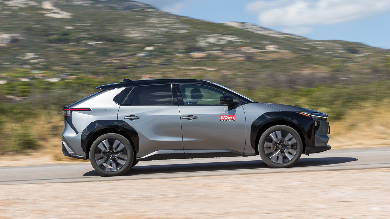 Δοκιμή Toyota bZ4X AWD 343 PS 73,1 kWh: Ουσιαστική εξέλιξη